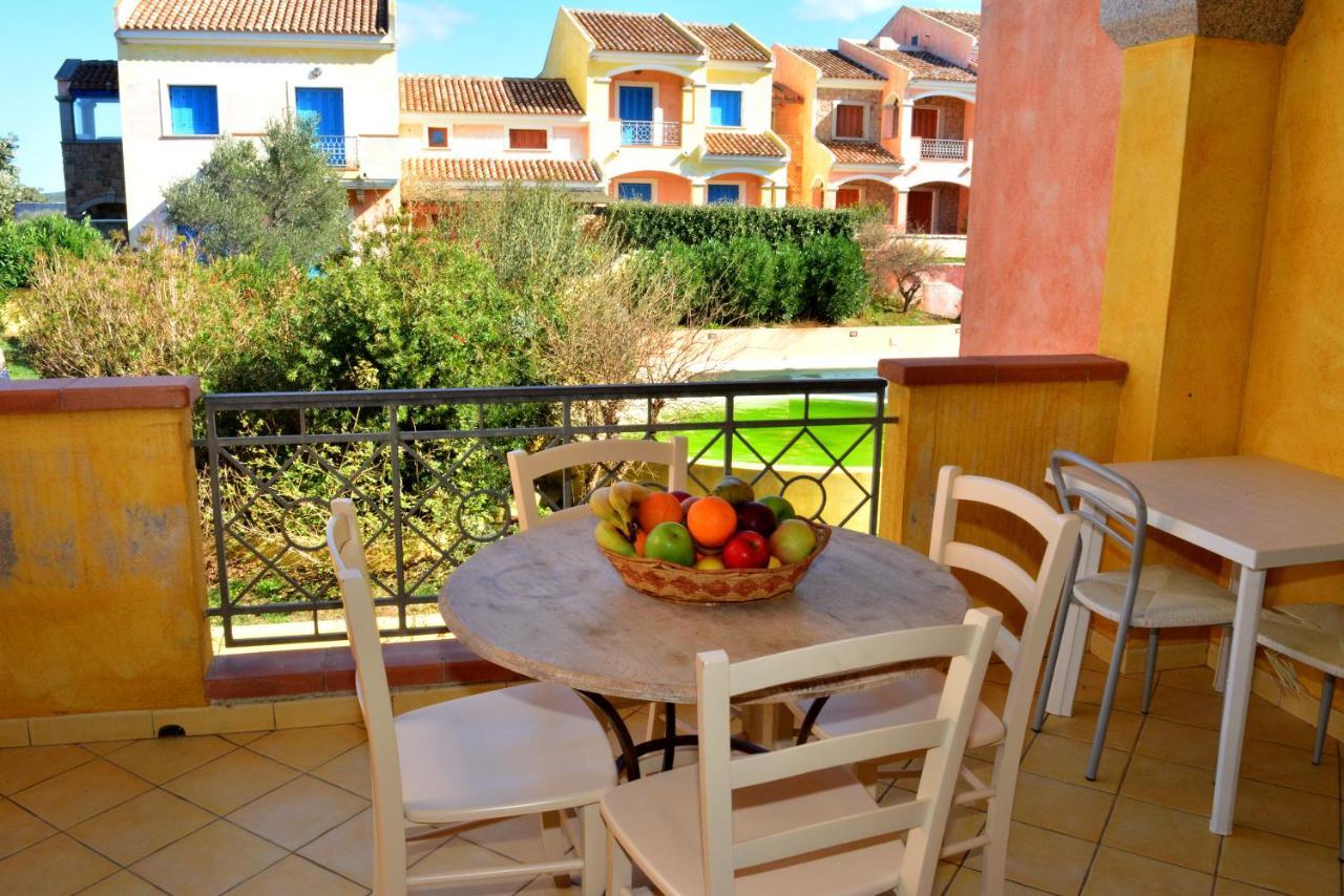 Appartamenti Residence Zodiaco Porto Pozzo Exterior foto
