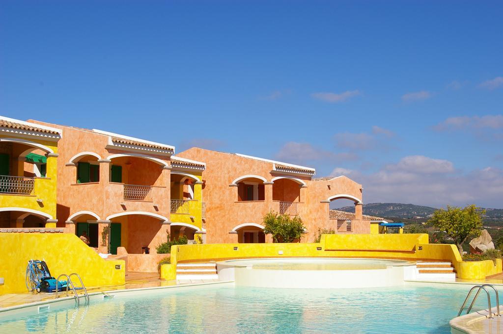 Appartamenti Residence Zodiaco Porto Pozzo Exterior foto